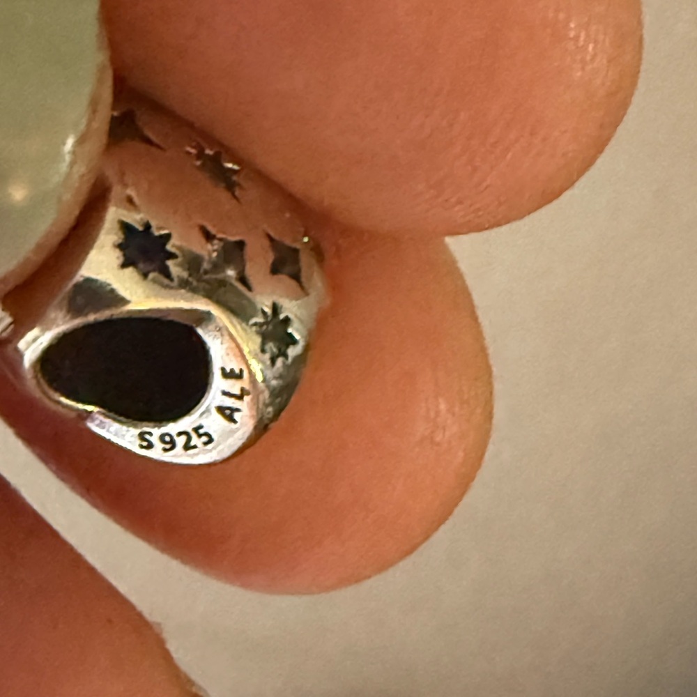 Silver Star-Patterned Women's Ring - image 7